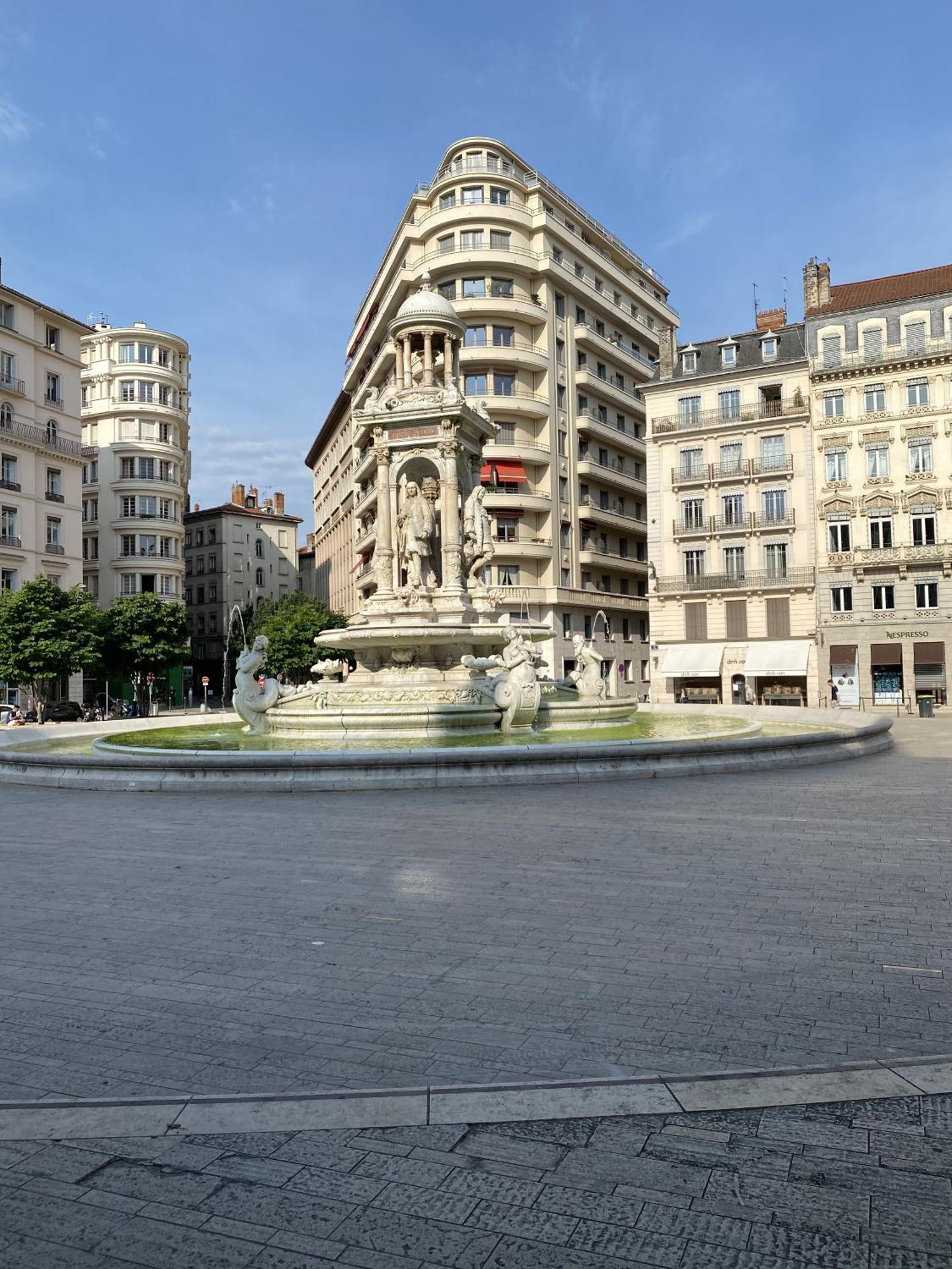 Appartement De Standing Pour 6 Refait A Neuf Lyon Exterior foto