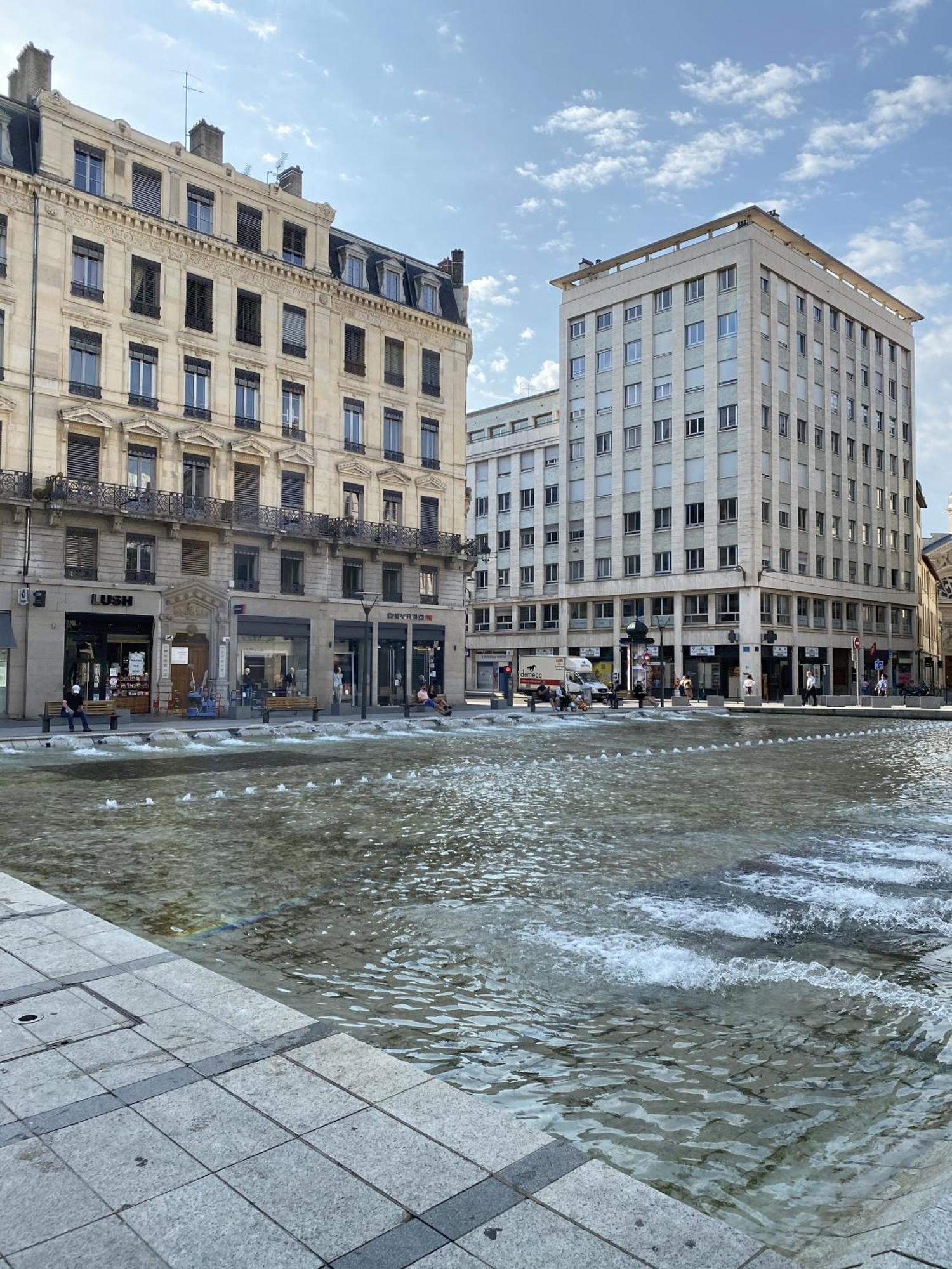 Appartement De Standing Pour 6 Refait A Neuf Lyon Exterior foto